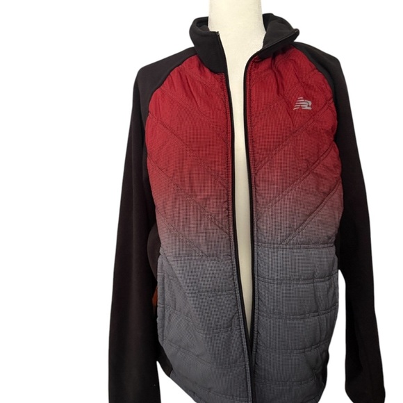 Red and Black Zip-Up New Balance - Picture 2 of 3